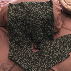 Spanx leopard print leggings
